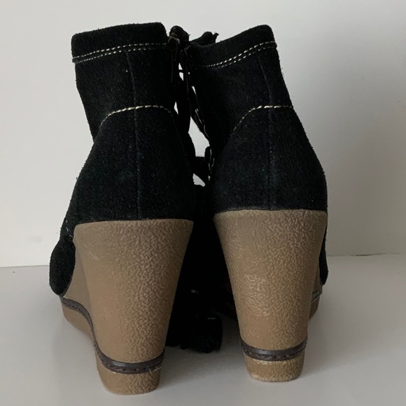 MIA Hazel Suede Leather Wedge Booties - 8 - Picture 6 of 10